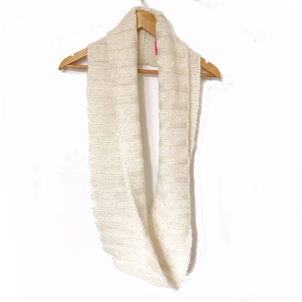 BETSEY JOHNSON SEQUINED INFINITY OFF-WHITE SCARF